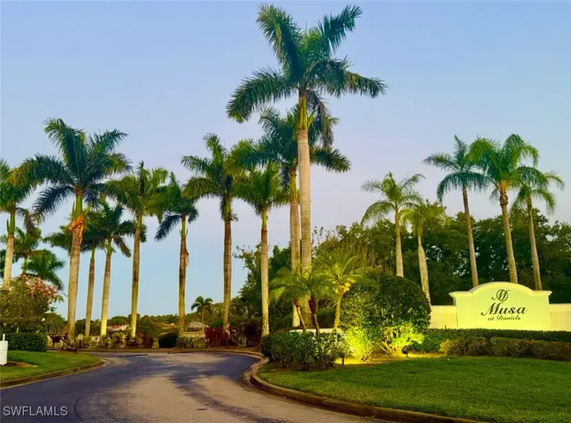 Picture of 13515 Eagle Ridge Dr 522, Fort Myers FL 33912