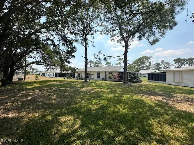 Picture of 11 Heath Aster Ln, Lehigh Acres FL 33936