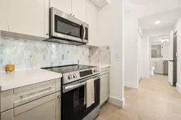 Picture of 720 S Sapodilla Avenue 105, West Palm Beach, FL 33401