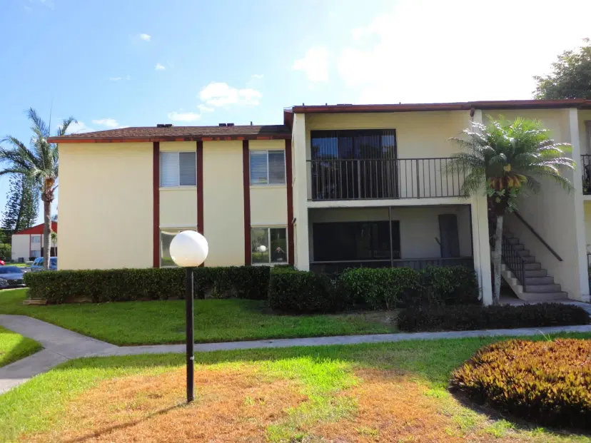 Picture of 4695 Sable Pine Circle C2, West Palm Beach FL 33417
