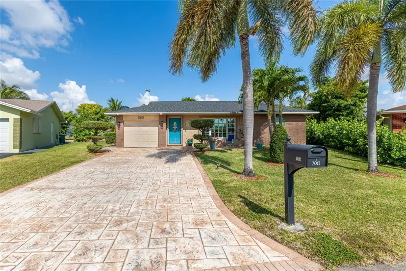 Picture of 7013 NW 95Th Ter, Tamarac FL 33321