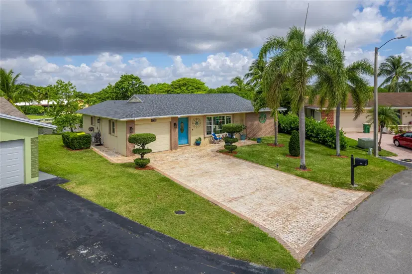 Picture of 7013 NW 95Th Ter, Tamarac FL 33321
