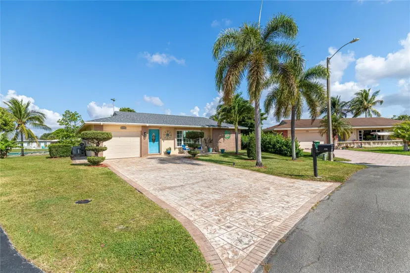 Picture of 7013 NW 95Th Ter, Tamarac FL 33321