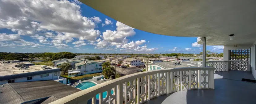 Picture of 2381 Sunset Avenue 416, Lake Worth Beach FL 33461