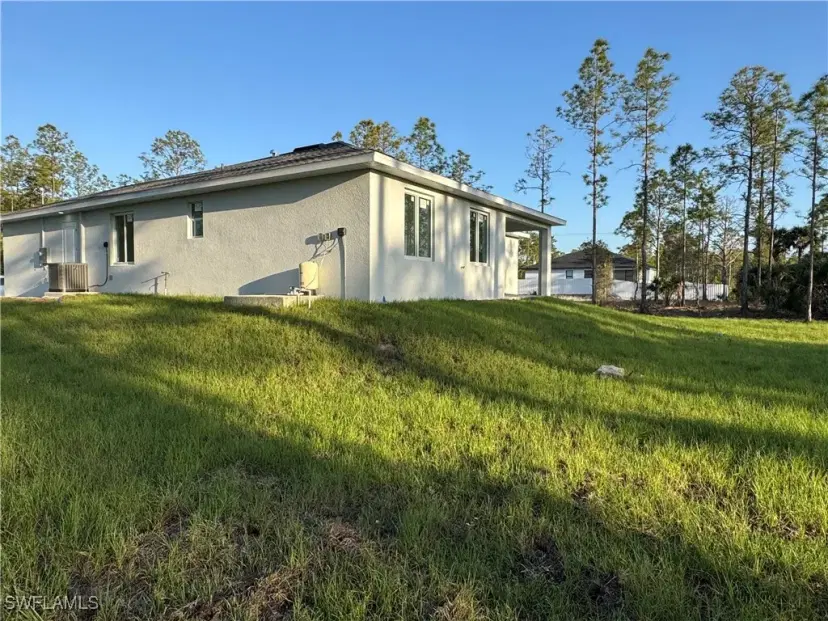 Picture of 1005 Euclid Ave, Lehigh Acres FL 33972