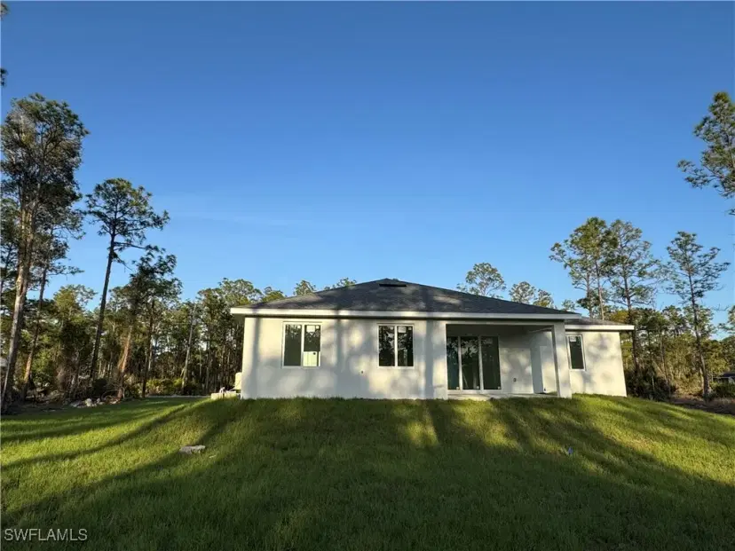 Picture of 1005 Euclid Ave, Lehigh Acres FL 33972