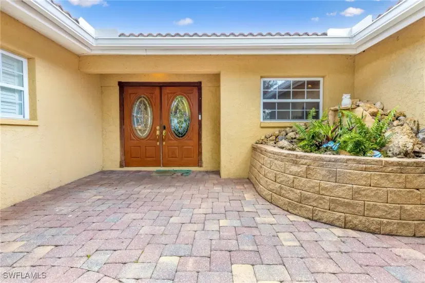 Picture of 5122 Santa Rosa Ct, Cape Coral FL 33904