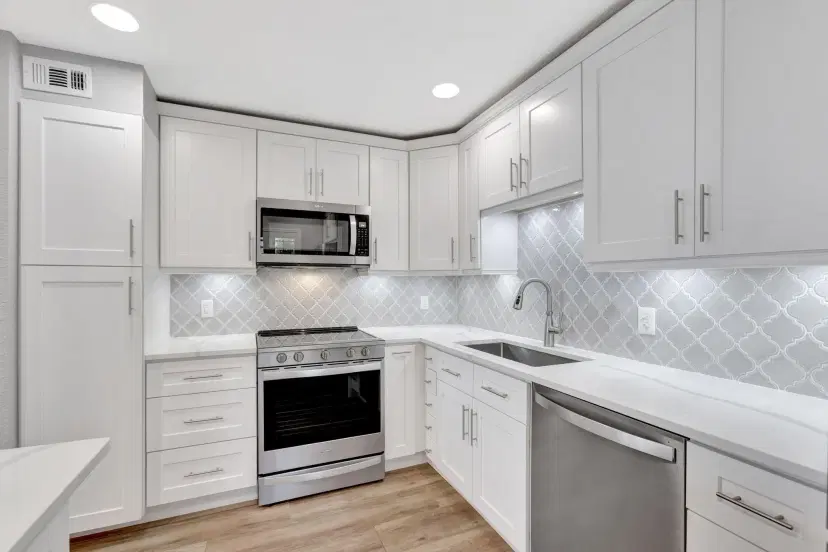 Picture of 1202 S Lake Drive 404, Lantana FL 33462