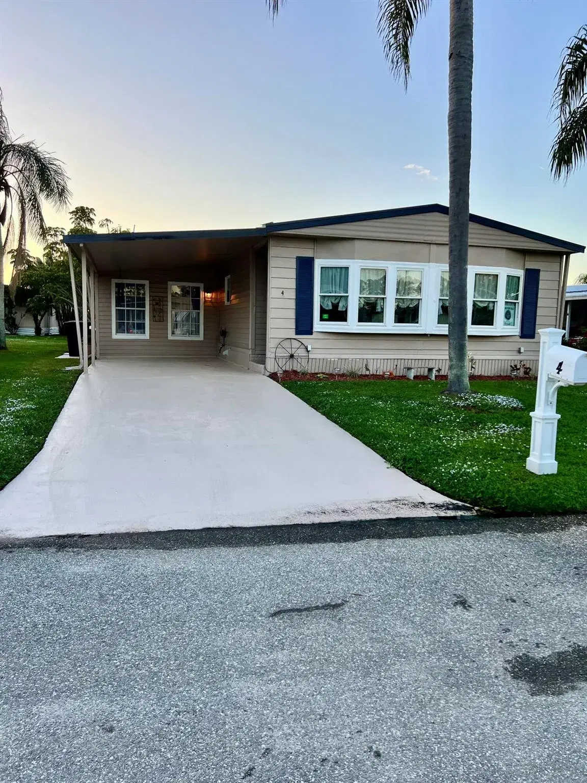 Picture of 4 Montilla Way, Port St Lucie, FL 34952