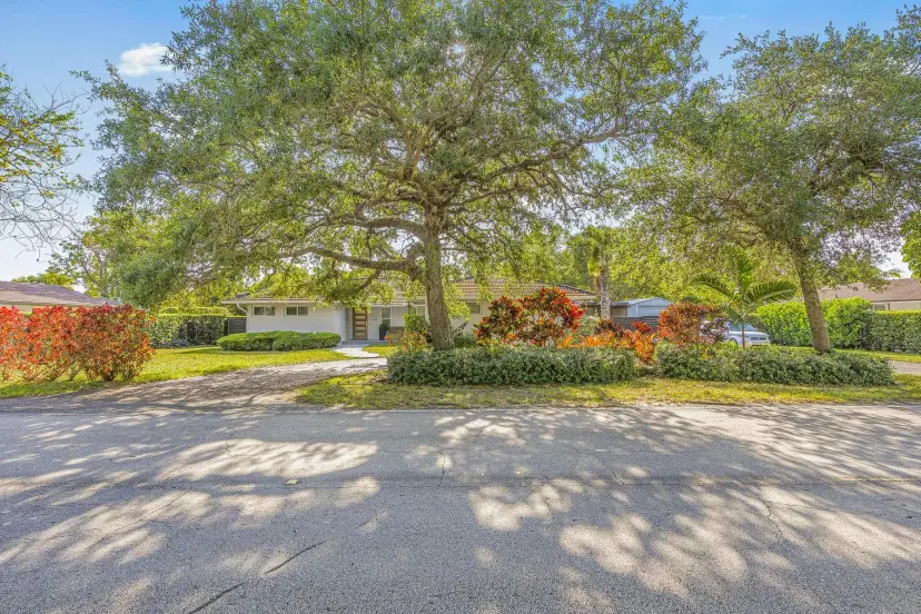 Picture of 12230 SW 102Nd Ave, Miami FL 33176