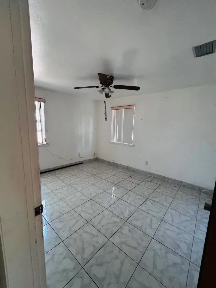 Picture of 337 W Sagamore Avenue, Clewiston FL 33440
