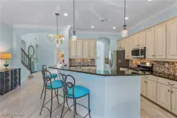 Picture of 9217 Campanile Cir, Naples, FL 34114