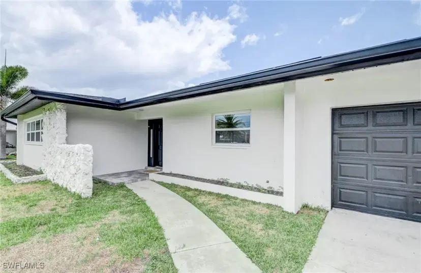 Picture of 4842 Triton Ct W, Cape Coral FL 33904