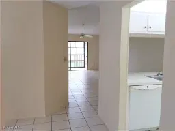 Picture of 9265 Lake Park Dr 201, Fort Myers, FL 33919