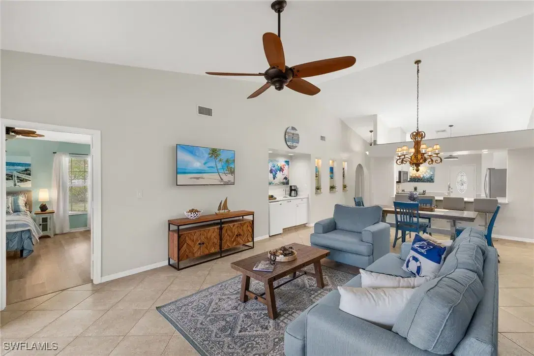 Picture of 843 Marblehead Dr I3, Naples, FL 34104