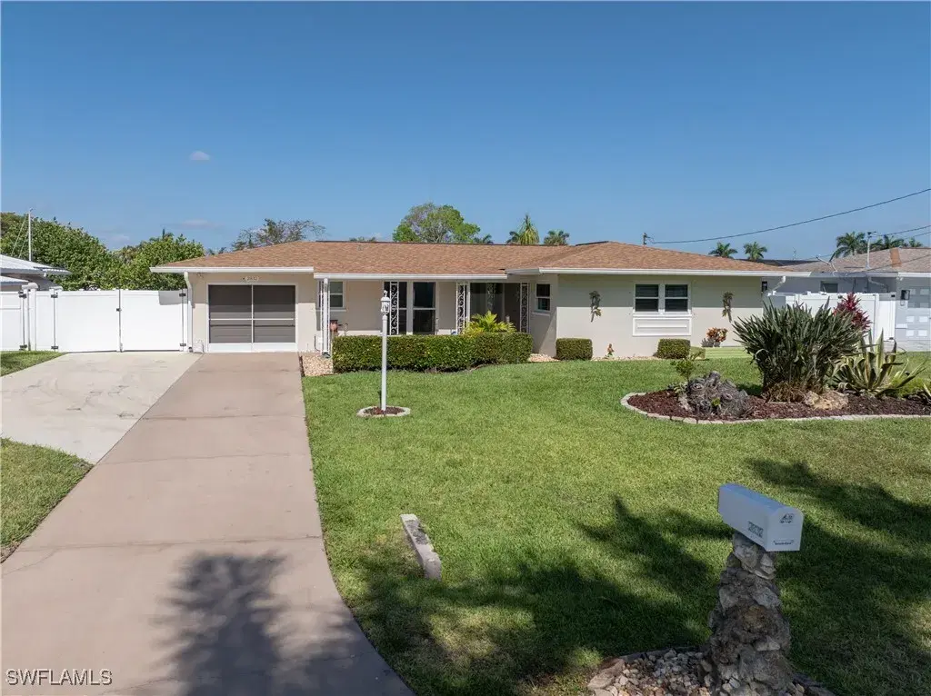 Picture of 2832 SE 18Th Ave, Cape Coral, FL 33904