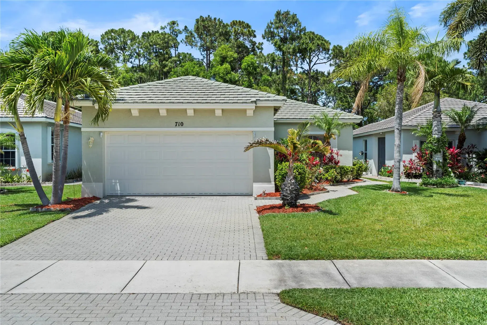 Picture of 710 SW Rocky Bayou Ter, Port St Lucie, FL 34986