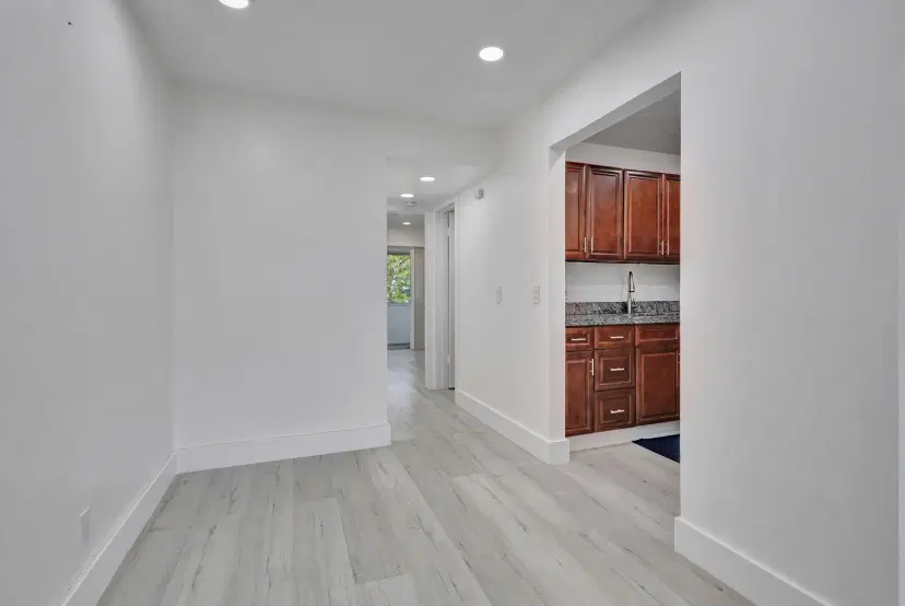 Picture of 110 Dorchester E, West Palm Beach FL 33417