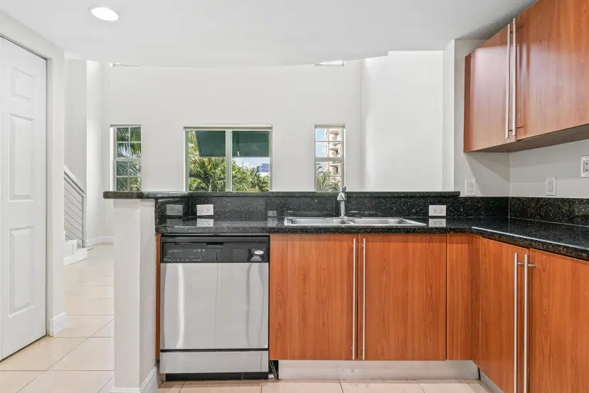 Picture of 610 Clematis Street 313, West Palm Beach FL 33401