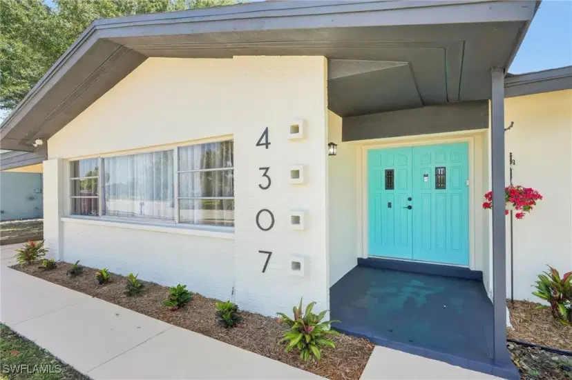 Picture of 4307 Coronado Pkwy, Cape Coral FL 33904