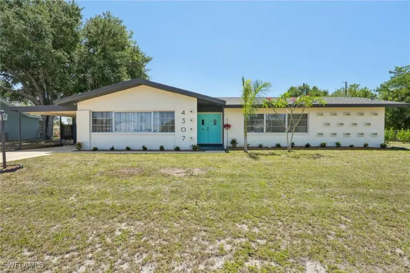 Picture of 4307 Coronado Pkwy, Cape Coral FL 33904