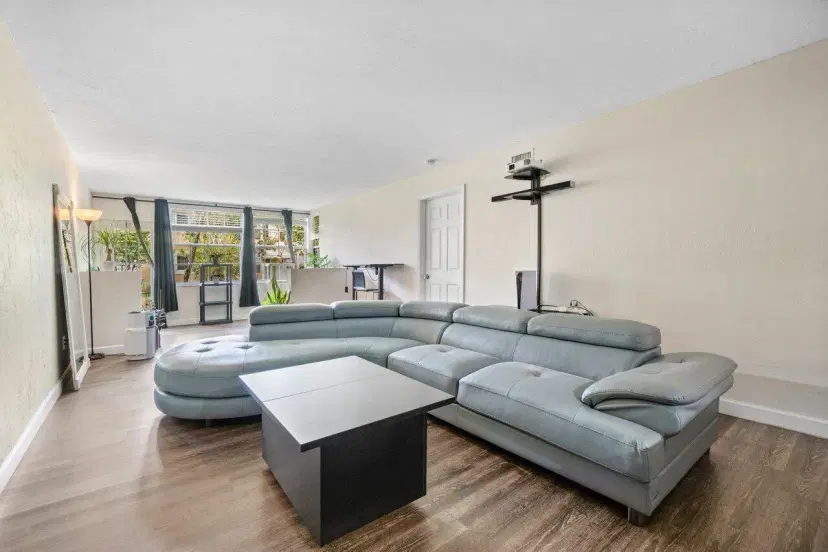 Picture of 202 Palm Beach Trace Drive 202, Royal Palm Beach FL 33411