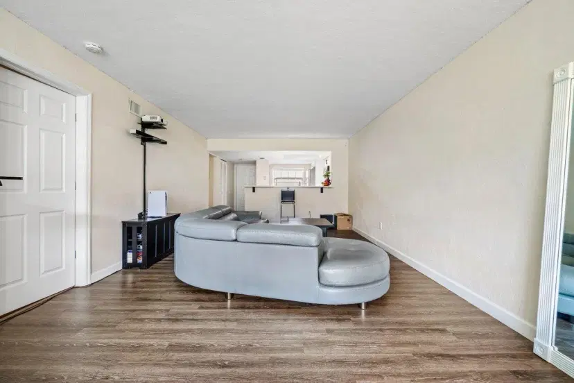 Picture of 202 Palm Beach Trace Drive 202, Royal Palm Beach FL 33411