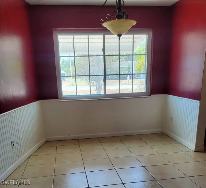Picture of 1313 Ellendale Cir, Lehigh Acres, FL 33936