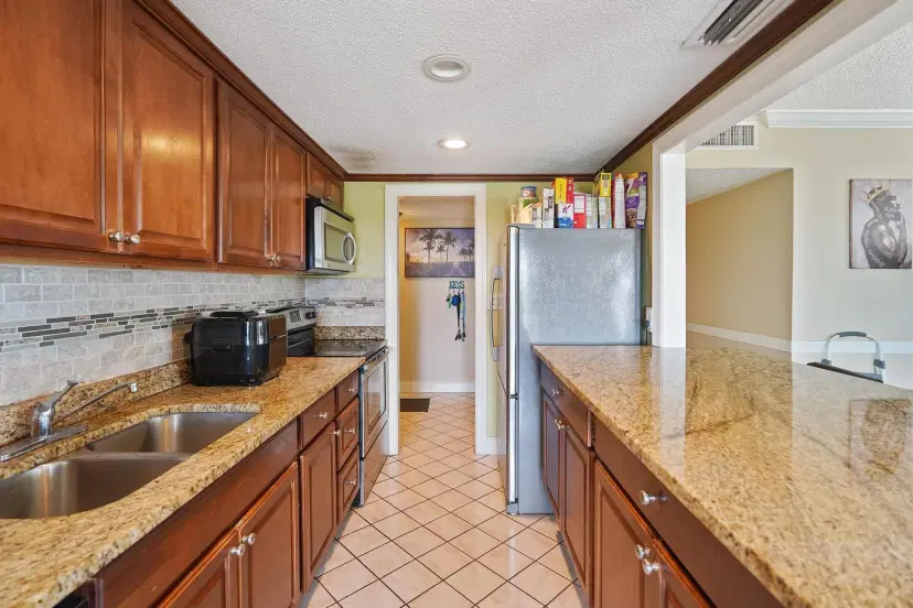 Picture of 4174 Inverrary Dr 701, Lauderhill FL 33319