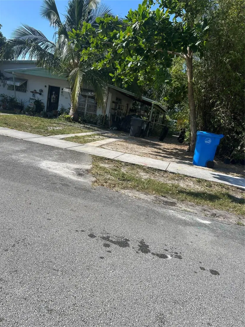 Picture of 2830 Sw 30, West Park FL 33020