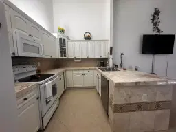 Picture of 1101 Summit Place B Circle B, West Palm Beach, FL 33415