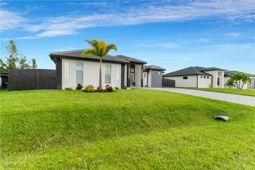 Picture of 1133 SW 18Th Ct, Cape Coral FL 33991