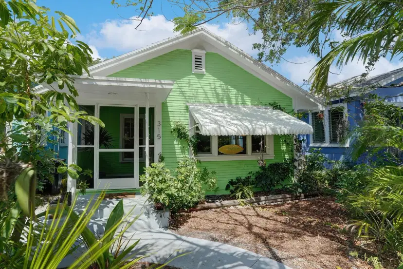Picture of 315 N M St, Lake Worth Beach FL 33460