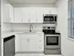 Picture of 19 Abbey Lane 203, Delray Beach, FL 33446