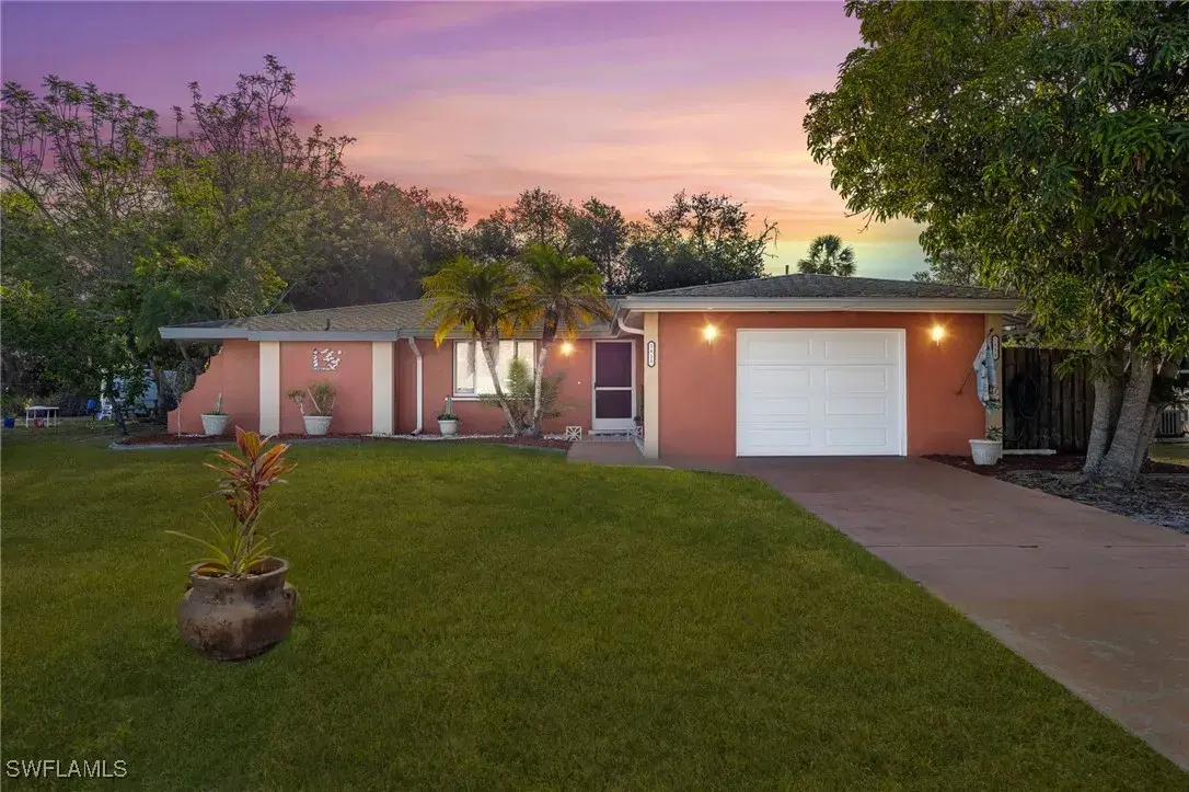Picture of 1434 Beacon Dr, Port Charlotte, FL 33952