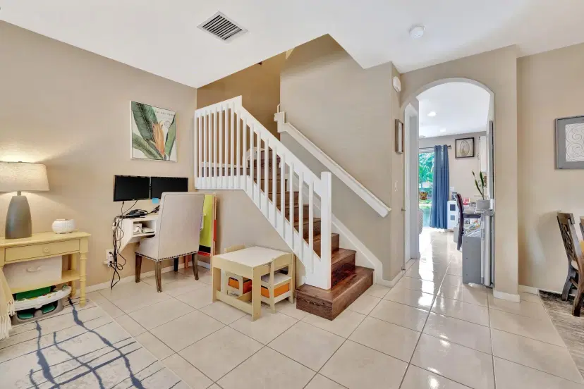 Picture of 2851 W Prospect Rd 1209, Fort Lauderdale FL 33309