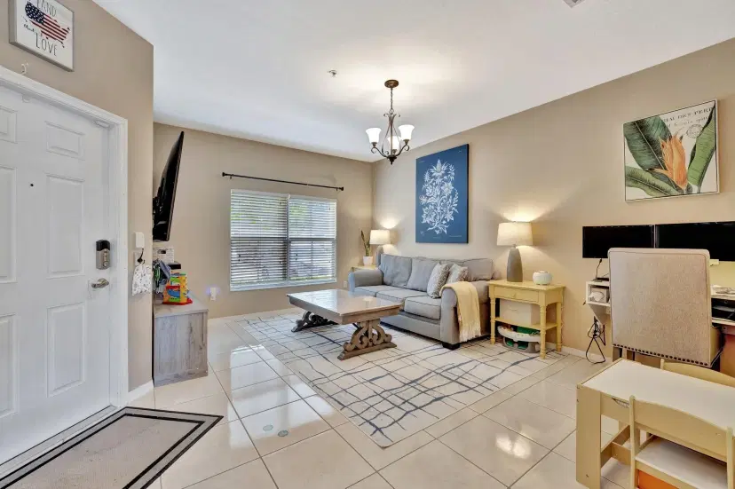 Picture of 2851 W Prospect Rd 1209, Fort Lauderdale FL 33309