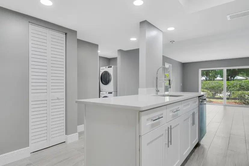 Picture of 1166 6Th Avenue 3, Vero Beach FL 32960