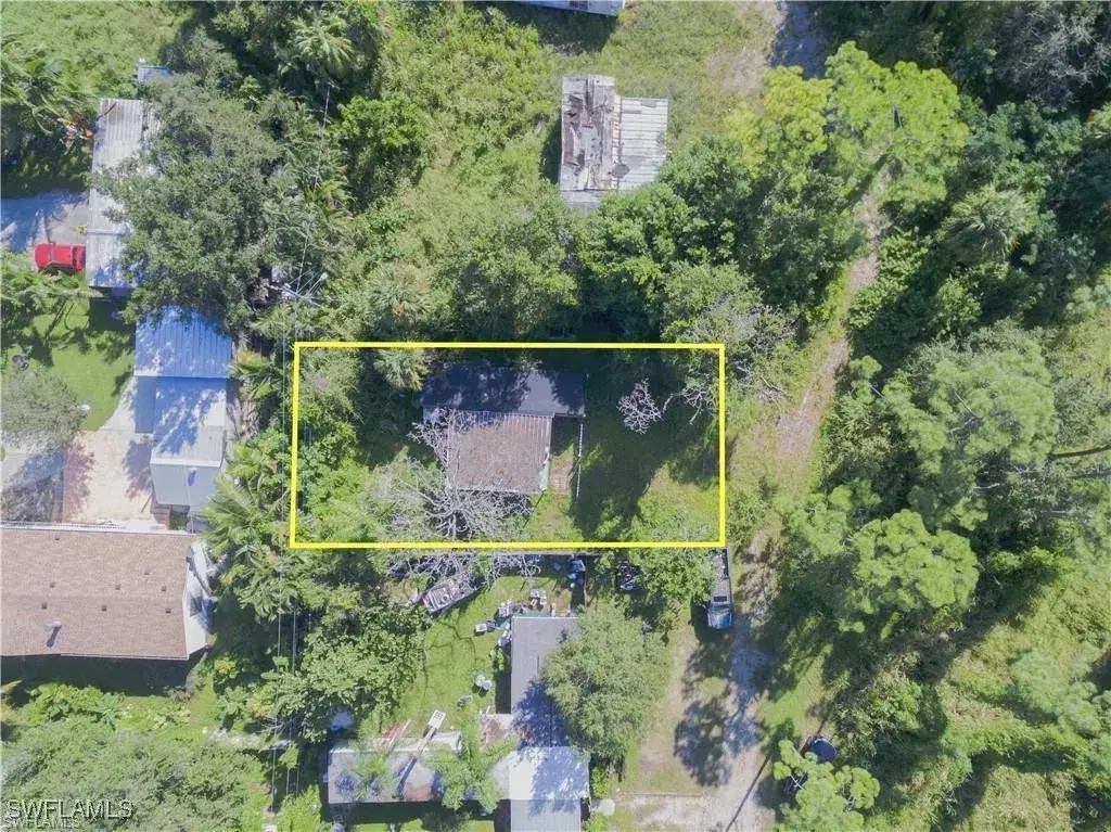 Picture of 241 Santa Cruz St, North Fort Myers, FL 33903