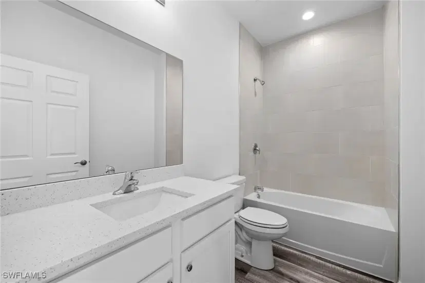 Picture of 2518 NW 10Th Ter, Cape Coral FL 33993