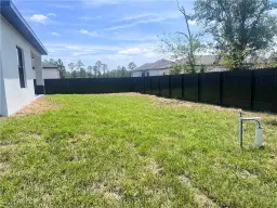 Picture of 920 Barton St E, Lehigh Acres, FL 33974