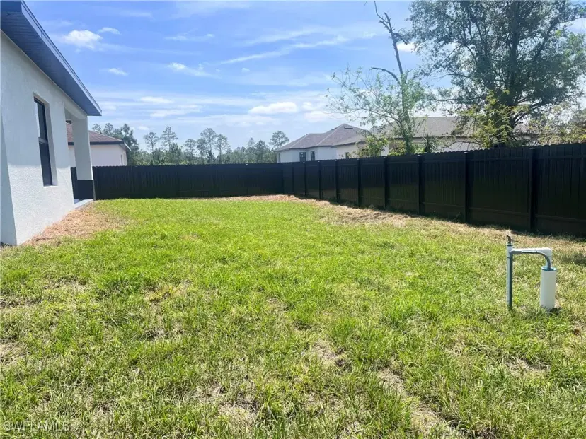 Picture of 920 Barton St E, Lehigh Acres FL 33974