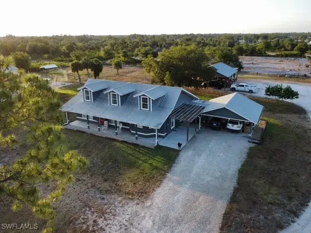 Picture of 7834 15Th Pl, Alva FL 33935