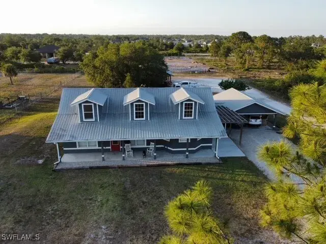 Picture of 7834 15Th Pl, Alva FL 33935