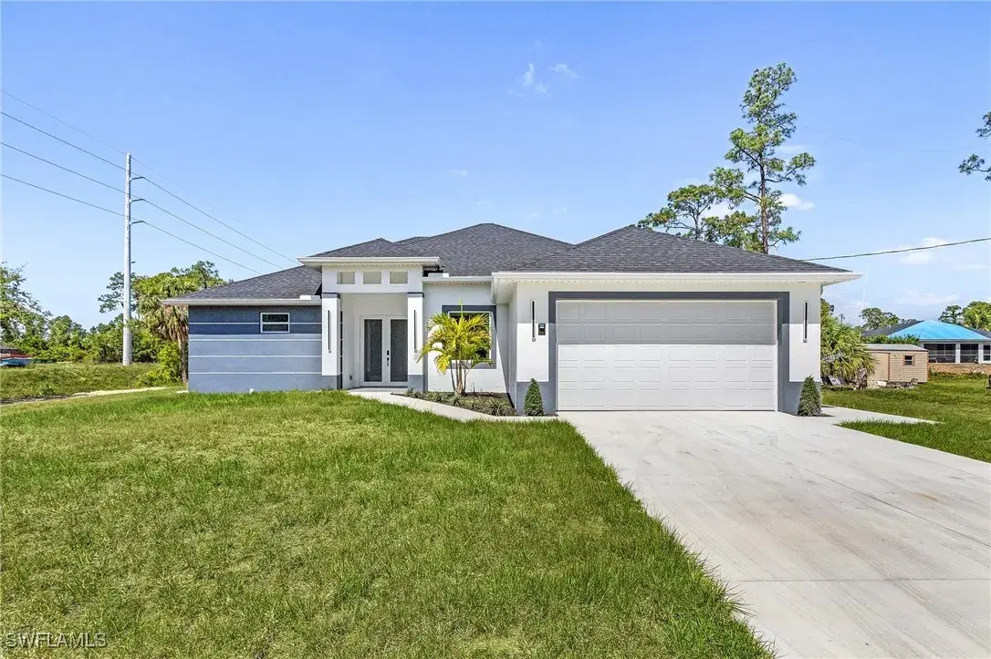Picture of 101 Bruce Ave N, Lehigh Acres, FL 33971