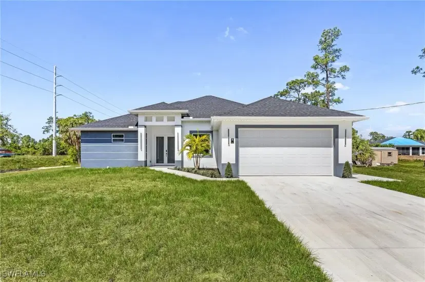Picture of 101 Bruce Ave N, Lehigh Acres FL 33971