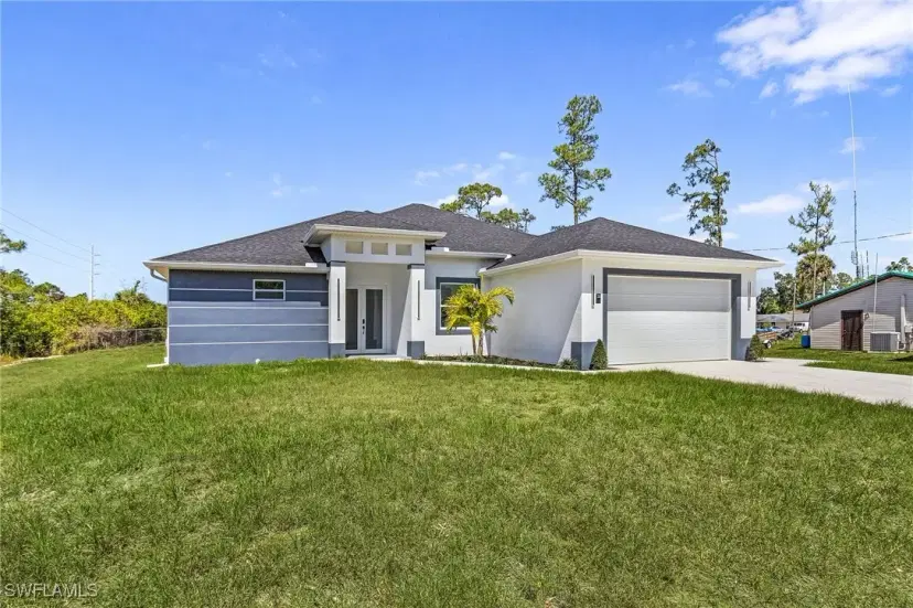 Picture of 101 Bruce Ave N, Lehigh Acres FL 33971