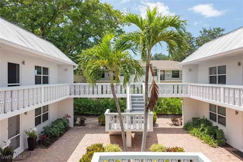 Picture of 780 10Th Ave S 23, Naples FL 34102