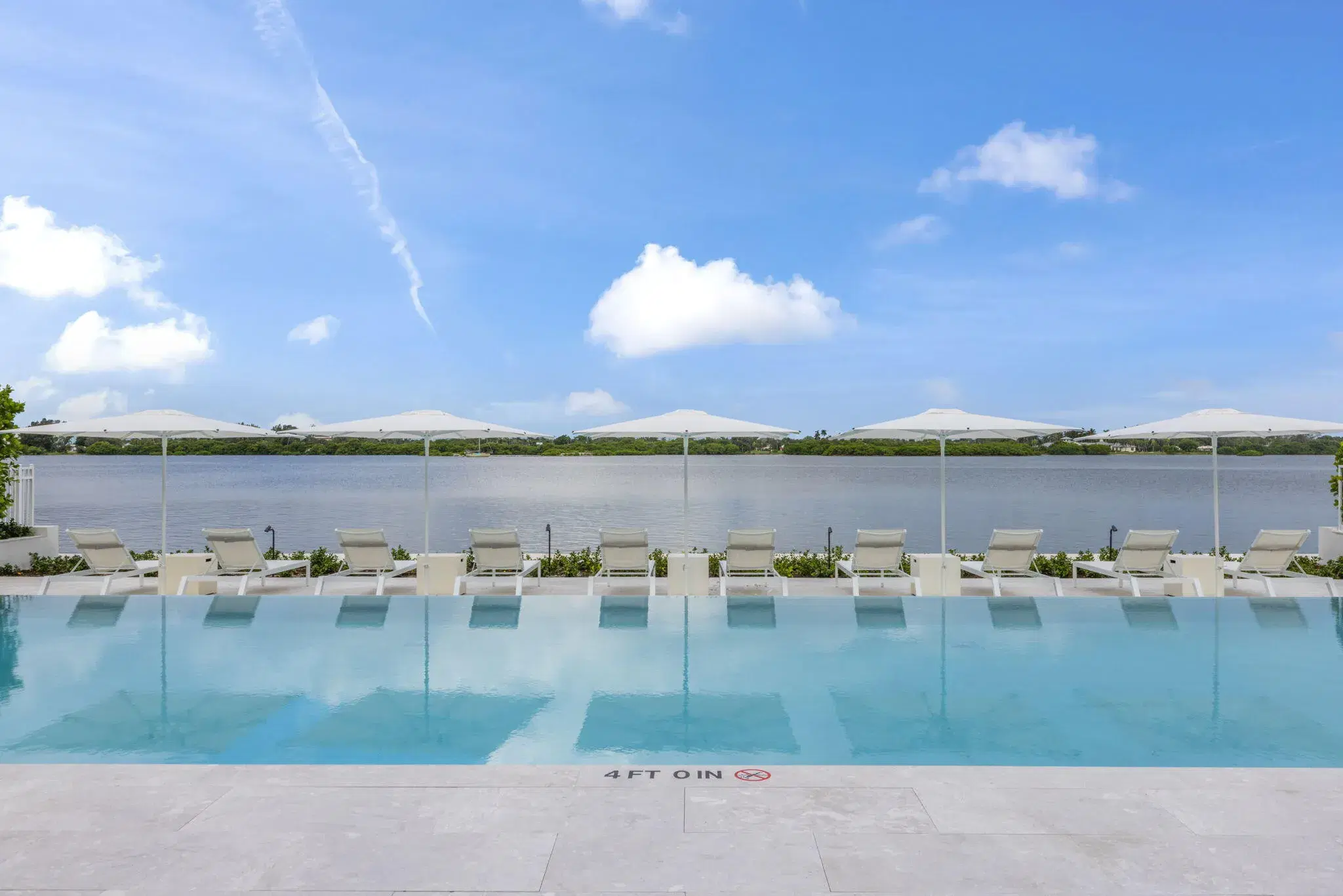 Picture of 2773 S Ocean Boulevard 2090, Palm Beach, FL 33480