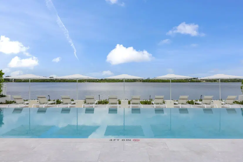 Picture of 2773 S Ocean Boulevard 2090, Palm Beach FL 33480